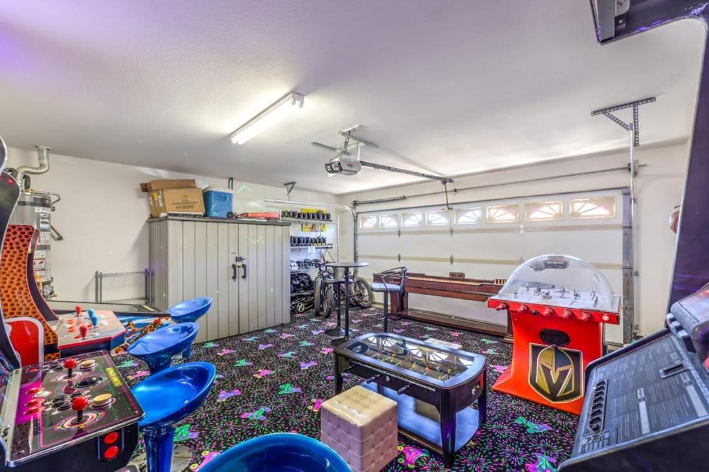 Family Fun For Everyone In Las Vegas- 4 Bedrooms, Billiards, Game Room Henderson Exterior foto