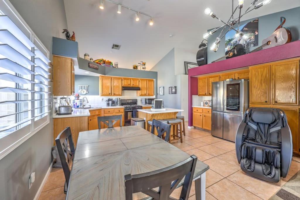 Family Fun For Everyone In Las Vegas- 4 Bedrooms, Billiards, Game Room Henderson Exterior foto